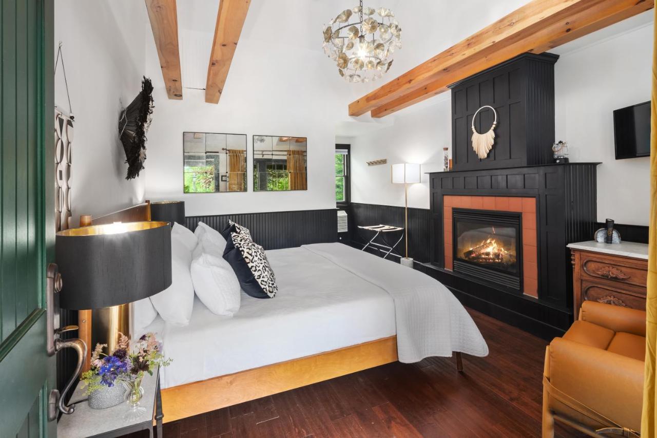 Hotel Mountain Brook Tannersville Bagian luar foto
